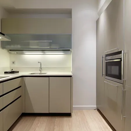 Apartment Easo 2c By Feelfreerentals